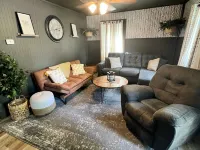Newly remodeled luxury first floor apartment. Minutes away from SUNY Potsdam! Hotels in Potsdam