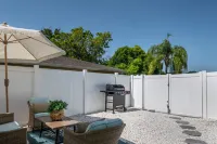 Newly Renovated Beach Retreat