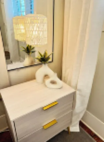 Downtown Walk to Eat/Shop/Ung-1Bd/1Bath Suite-Easy Park-Gold Museum 4 Min Walk