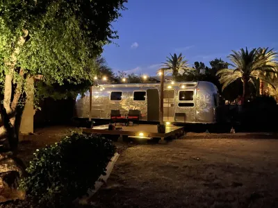 Chic Airstream on a 1 acre lot on the golf course in Scottsdale Hotels near Bath & Body Works