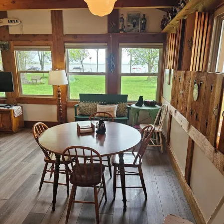 Bear Lodge, Fantastic Views Of Partridge Lake Fremont Wisconsin Wolf River