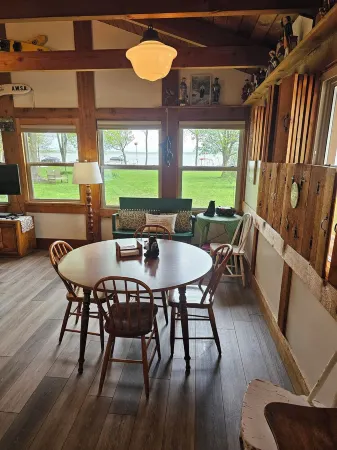 Bear Lodge, Fantastic Views Of Partridge Lake Fremont Wisconsin Wolf River