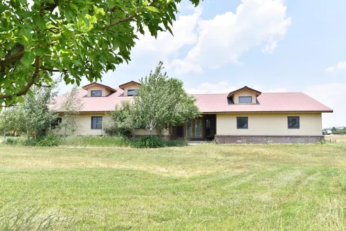 Owl's Nest : Views & Comfort 9 Miles from Durango *Sanitized & High Speed Wi-Fi* Hotel a La Plata County