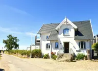 Strandhaus-fehmarn, Captains-deck, Strandlage und Meerblick, Terrasse und Garten