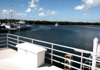 Aqua Lodge Houseboat "Calypso"
