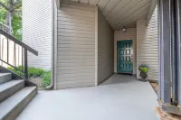 Lake Hamilton Hideaway