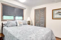 Unique Cabin - near VT, Radford U, Pete Dye Golf Course, New River, Claytor Lake 라드퍼드 대학 주변 호텔