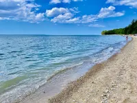 4bd/5ba Luxe Log Cabin - Sunset View of Torch Lake, Hiking Trails, Premier Golf - 5 estrellas