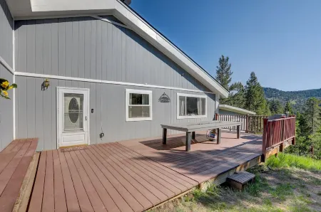 ⛰️Secluded Modern Mountain Lodge w/ Mtn Views/ Game Room🕹️/Deck