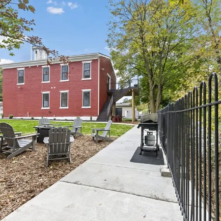 River view in Port Clinton! Minutes from Hawk Mountain, Cabela's!
