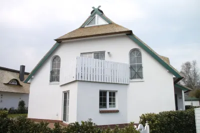 Exclusive apartment on two floors near the beach with a fireplace Hotels near Kirr