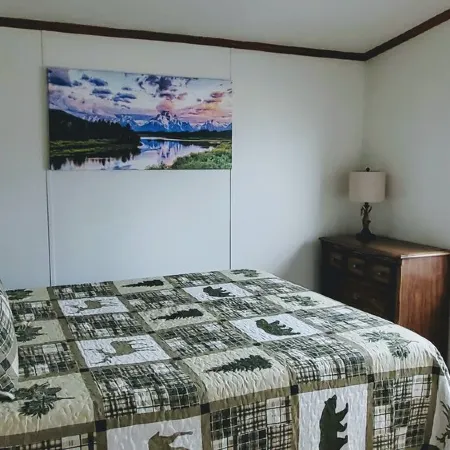 Peaceful/Beautiful Mountain Views & centrally located to all the mountain fun