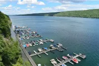 Quiet Townhome Between Canandaigua and Naples in the Finger Lakes - 2-Star