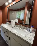 Private Creek and walking distance to downtown Mentone!