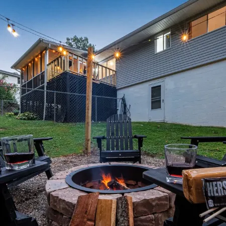 Discount#VelvetHill#NewRiverGorge#HotTub#Gameroom#FirePit#