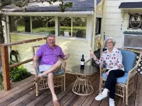 Cozy 1 BR Cottage 2 Block Stroll to Sonoma Plaza. Hotels in Sonoma