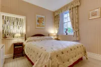 Orton Hall, Royalist Suite