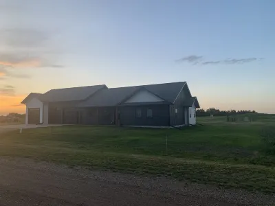 Home in Spring/Cow Creek. 15 miles North of Pierre, SD
