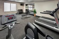 Courtyard Newark Liberty International Airport - Gym