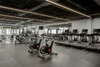 Renaissance Newark Airport Hotel - Gym