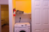 Cozy 3-Bedroom Home, 3 Min to Aurora’s Gaylord, 10 Min to Denver Airport!