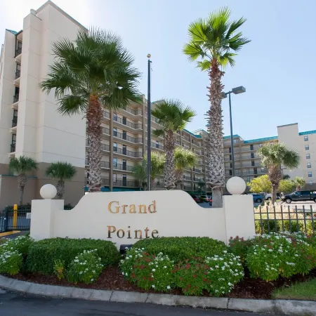 GRAND POINTE 211....LOVELY CONDO, BEST VIEW, CLOSE TO AMENITIES