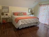 Waterfront Home! Relax & Enjoy the Serenity of Lake Palestine.