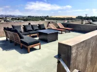 Escape to a Coastal Retreat: Modern 5-Star Beachfront Home w/ 360 Ocean Views! - Wifi