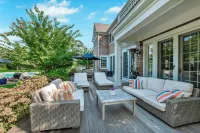 Bridgehampton Estate, Private Tennis, Minutes from Ocean Beaches