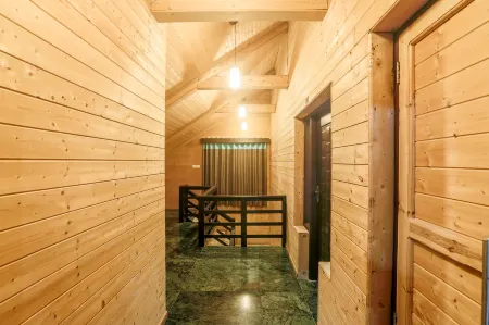 Silver Oak Отели рядом с достопримечательностью «Нишэт Гарден»