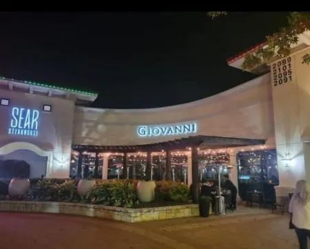 Lakeside Modern and peaceful Condo! Отели рядом с достопримечательностью «Парк Уан Элевен Ранч»