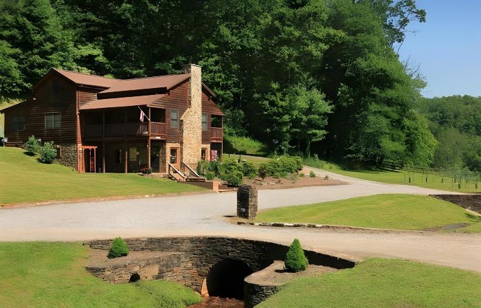 Springmaid Mountain Retreat & Stables