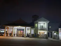 Raihan Beach Resort Hotels near Swan Island