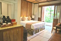 Grand Mega Resort & Spa Hotels in Cepu
