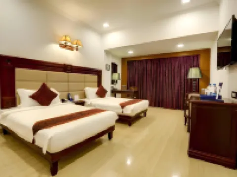Golden Chariot Vasai - Hotel and Spa Hotels in Vasai