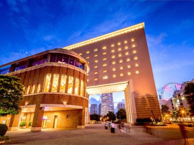 施設外観 ナビオス横浜の写真