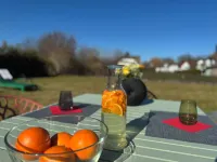 Coastal love! Modern DHH - with sister house up to 12 persons possible. Hotels in Dassow