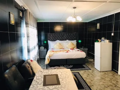 uPhondo Lodge Hotel di 