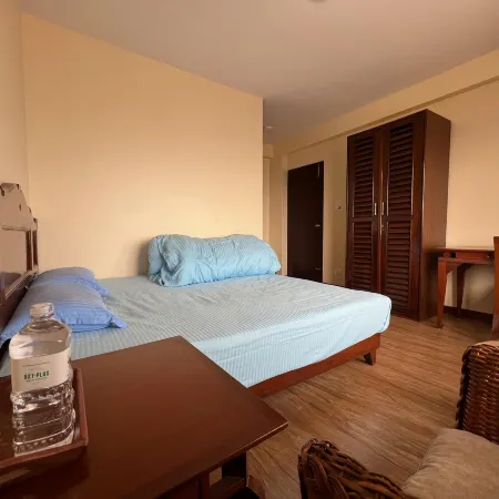 The Sparkling Turtle Backpackers Hostel