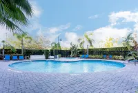 Holiday Inn Express & Suites ORLANDO - INTERNATIONAL DRIVE by IHG