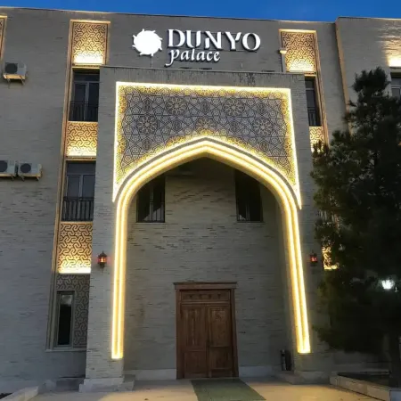 Dunyo Palace