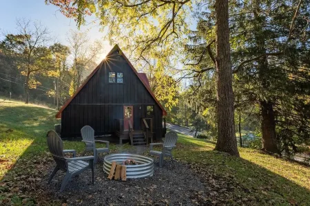 Lake Mountain Retreat