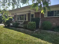 Charming 2-bedroom country house with AC, WiFi in Lenoir