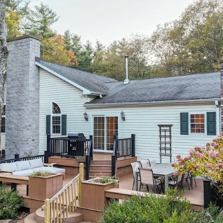 Mountain retreat in heart of the Catskills