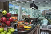 Hampton Inn by Hilton Cali
