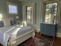 1820 Renovated home on Historic Mill Pond