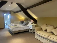 The Plough B&B Hotels near The Old Prison