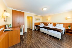 โรงแรมรอยัล