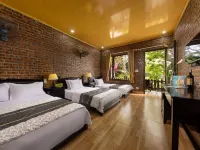 Green Homestay Hotels in Cat Hai