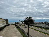 Ocean Views steps to beach - Shoreline Stays 29